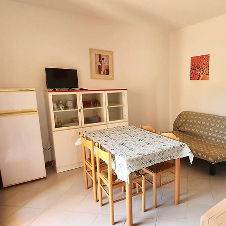 Iss Travel, Le Carrube Two Bedrooms Apartments With Air Conditioning サン・テオドーロ エクステリア 写真